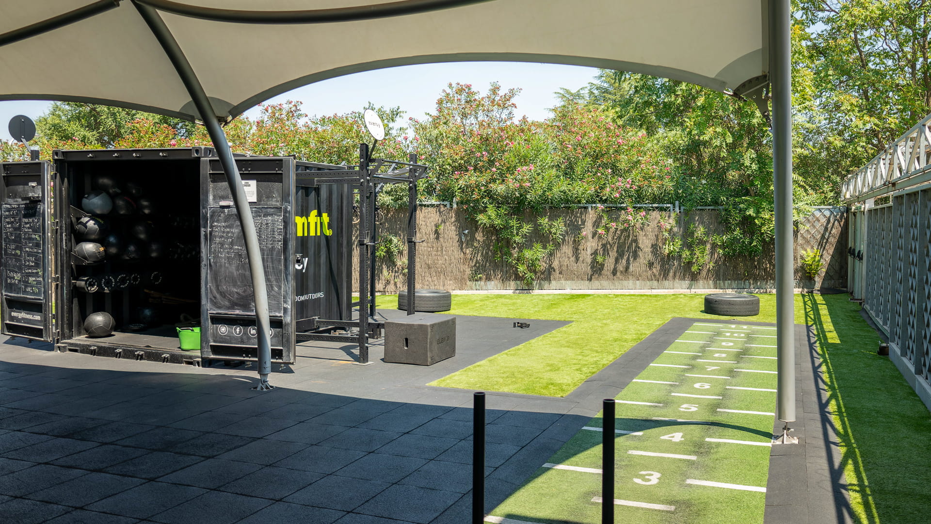 Zona de entrenamiento exterior