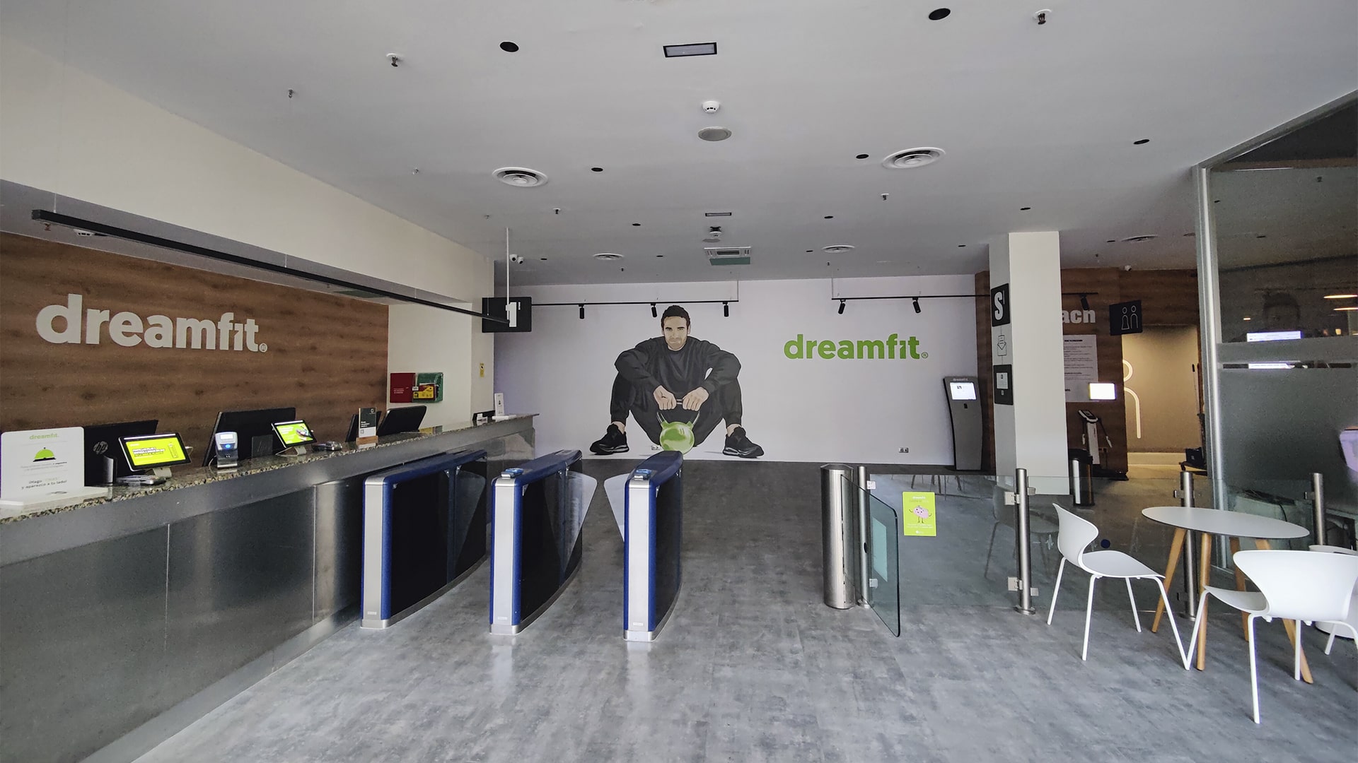 Entrada y Dreambreak